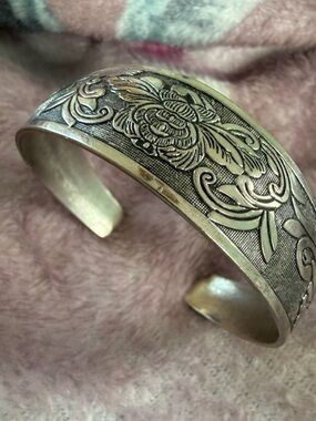 Vintage Engraved Floral Silver Cuff Bracelet